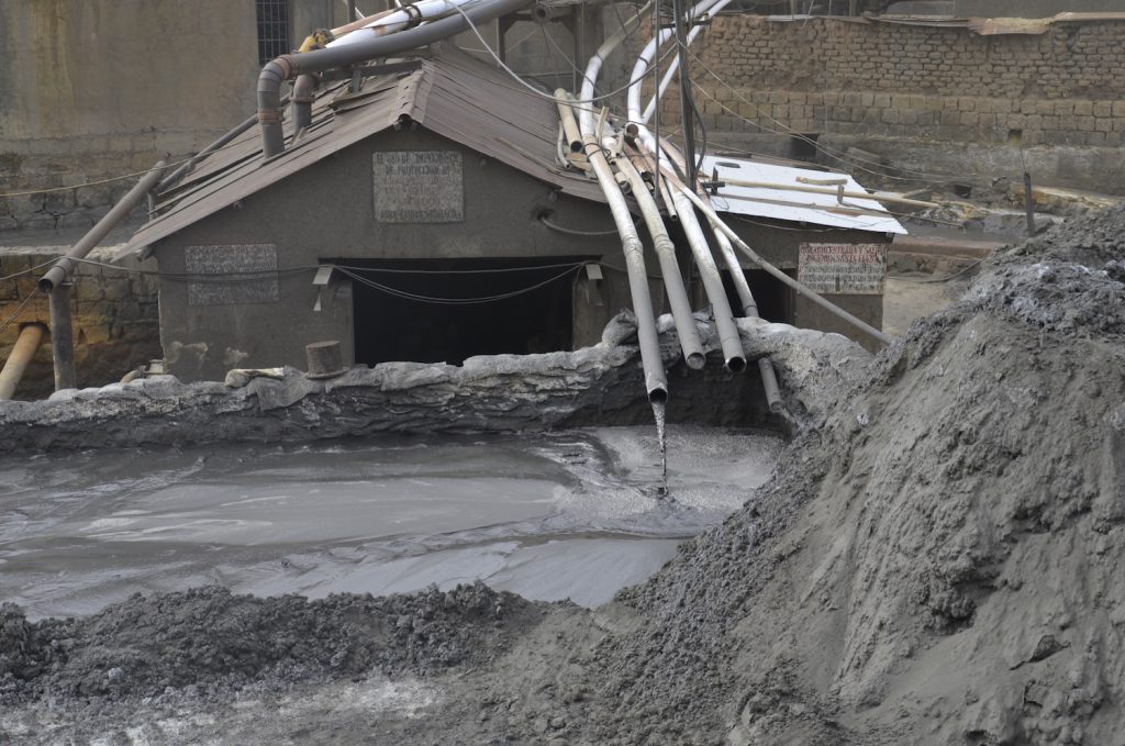 “Estamos arruinados y apretados” afirma gerente de Huanuni, la mina más