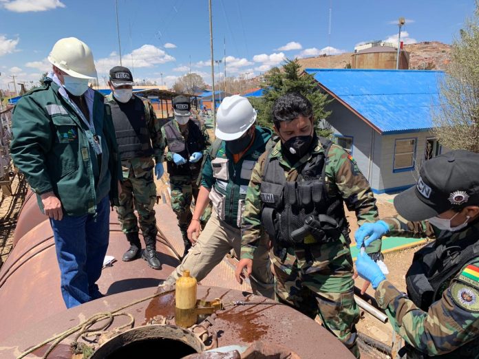 Aprehenden a gerente de YPFB en Oruro acusado por desvió de 15 mil