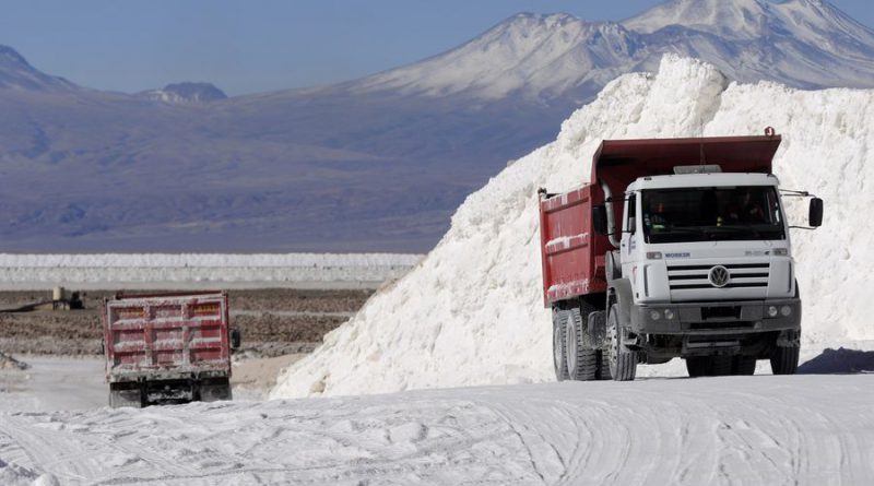 Chile adjudica a dos empresas privadas la explotación del litio por 30 años