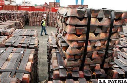 Los precios del cobre caen y arrastra el valor del aluminio a mínimos que genera preocupación en el mercado