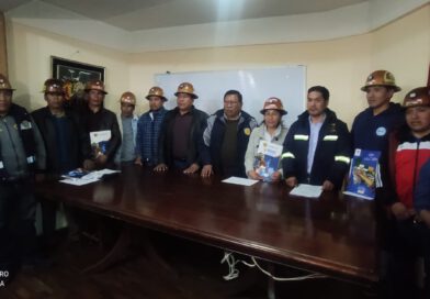 Cooperativas firman contratos de adecuación con el compromiso de migrar faenas mineras por debajo de la Cota 4.400 del Cerro Rico